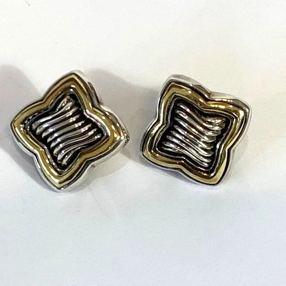 DAVID YURMAN Quatrefoil Earrings in Sterling Silver and 18K Yellow - Picture 14 of 16